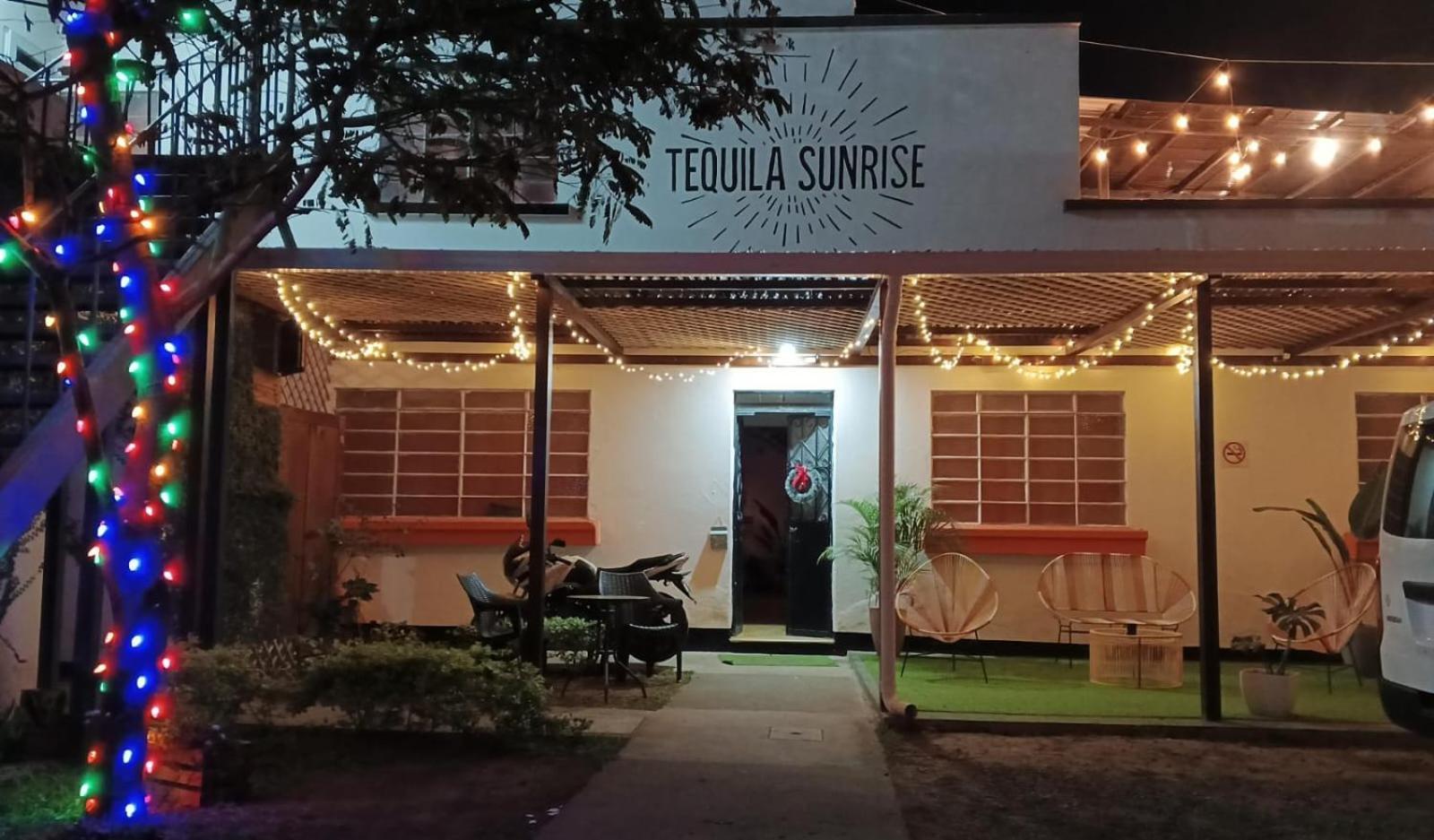 Tequila Sunrise Hostel Guatemala City Luaran gambar